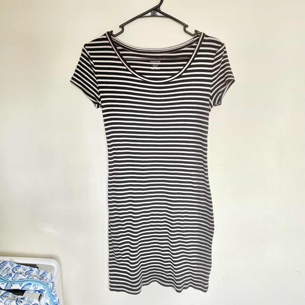 Mossimo Supply Co Black + White T Shirt Dress
